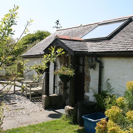 Cosy Barn On Rural Smallholding With Alpacas, Goats & Pigs Stithians Bagian luar foto